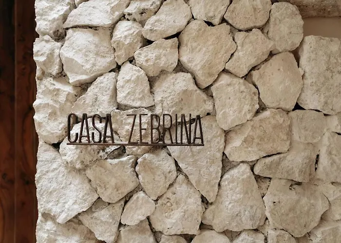 Casa Zebrina Designer